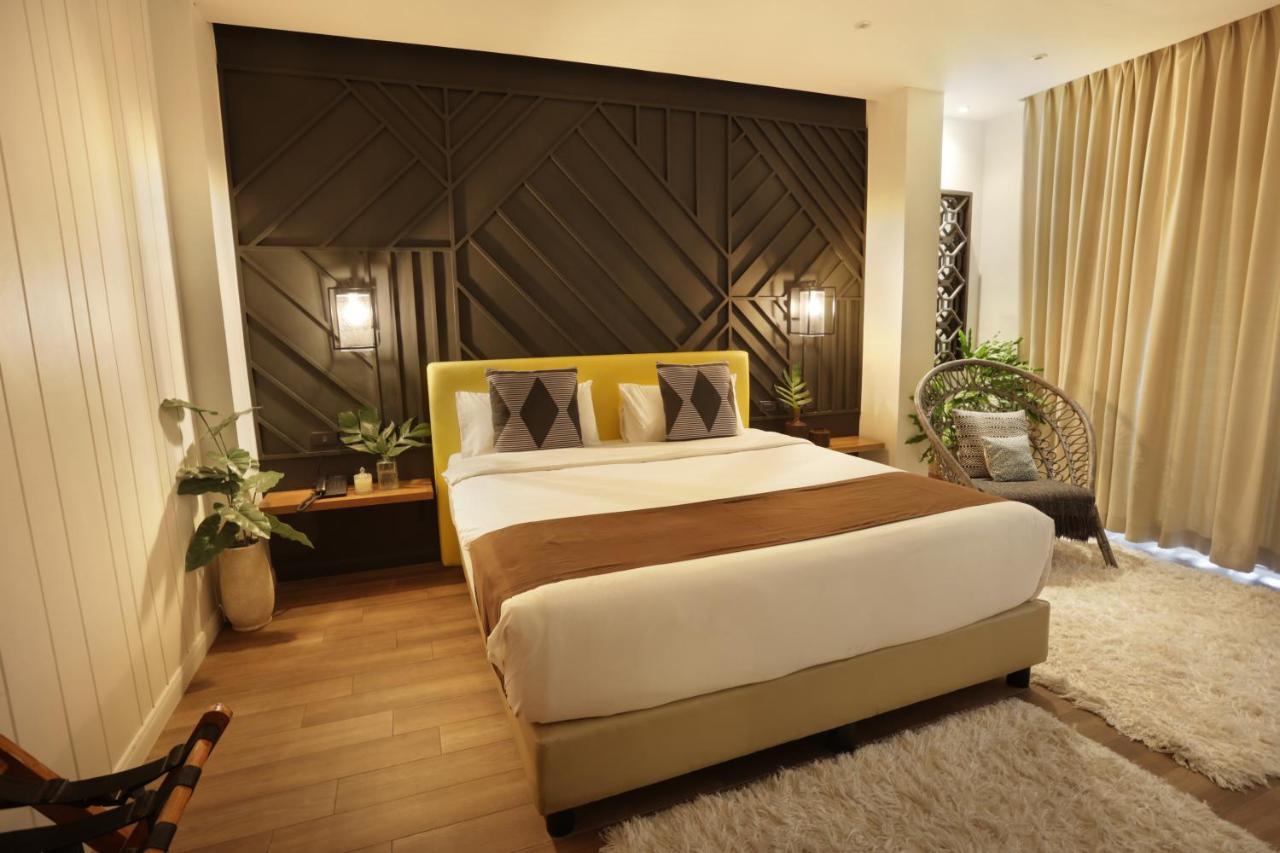The Bourke Hotel Davao City Eksteriør billede