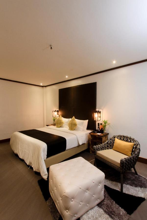 The Bourke Hotel Davao City Eksteriør billede